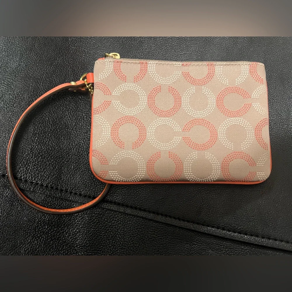 Coach bag my khaki